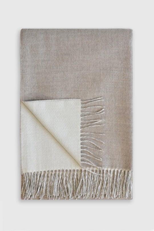 Quebec Throw Ivory Latte